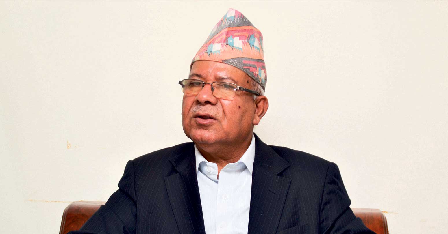 राष्ट्रिय राजनीति तमासा भइरहेको छ: माधव नेपाल