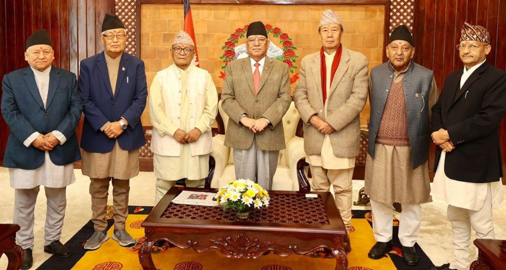 प्रधानमन्त्री र प्रदेश प्रमुखहरूबीच भेटवार्ता