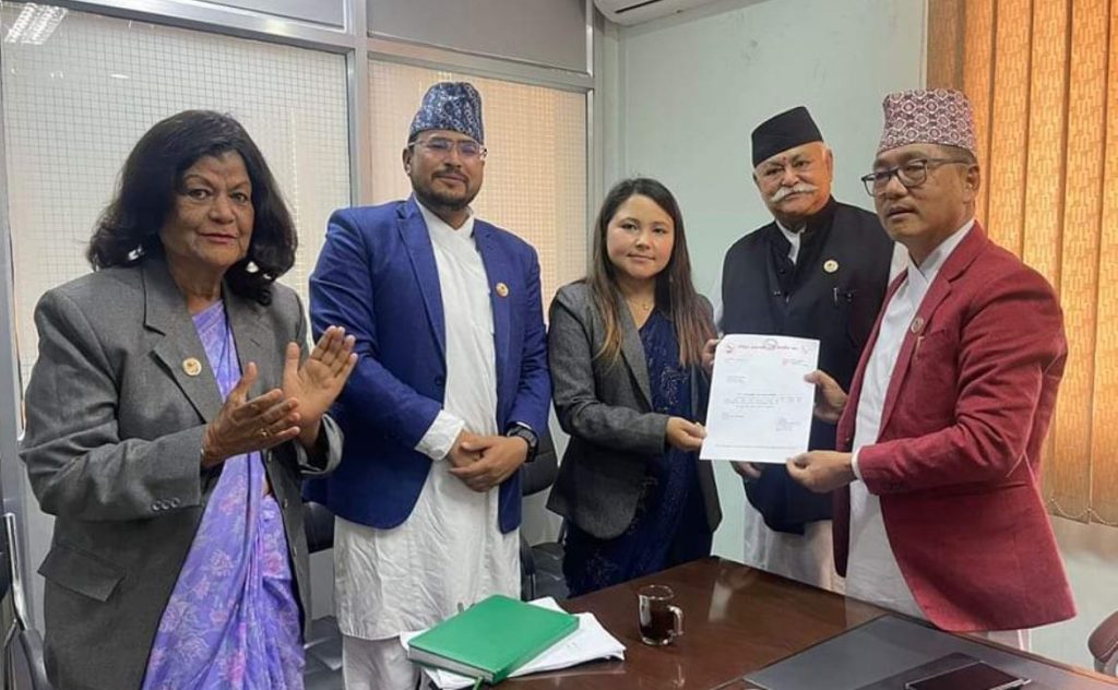राप्रपा संसदीय दलको सचेतकमा विना लामा नियुक्त