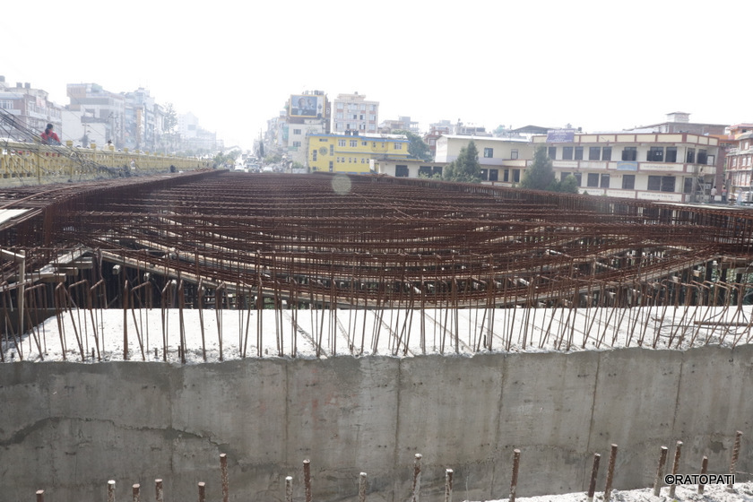 तिनकुनेस्थित बागमती पुल निर्माणको काम आगामी वर्षबाट