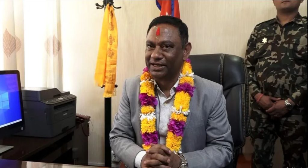 देश र जनताको हितमा काम गर्छु : मन्त्री महतो