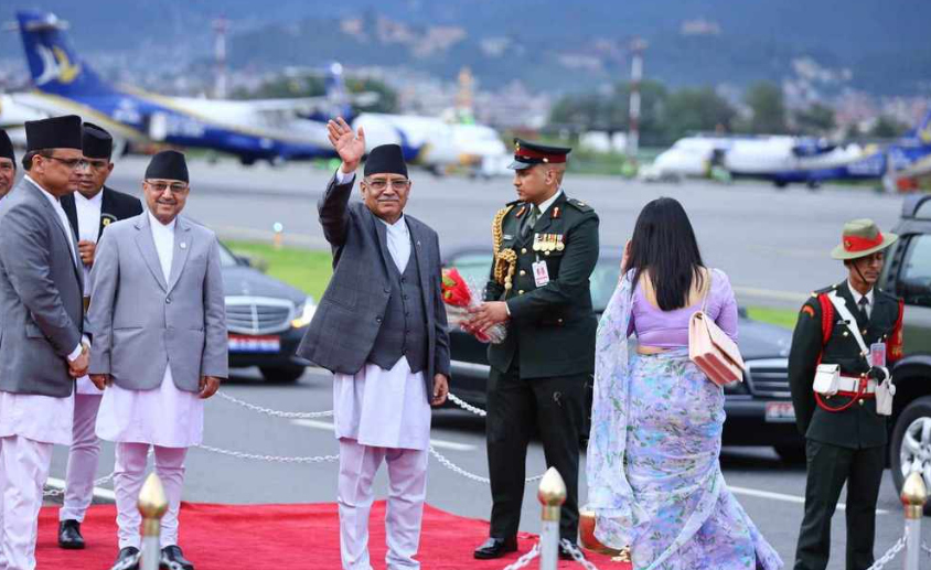 प्रधानमन्त्री इटाली प्रस्थान
