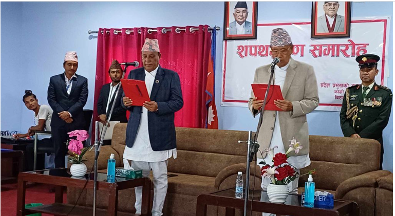 कोशीका मुख्यमन्त्री उद्धव थापाले लिए पद तथा गोपनीयताको शपथ