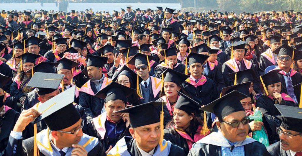 १२ हजार चार सय १५ विद्यार्थी दीक्षित