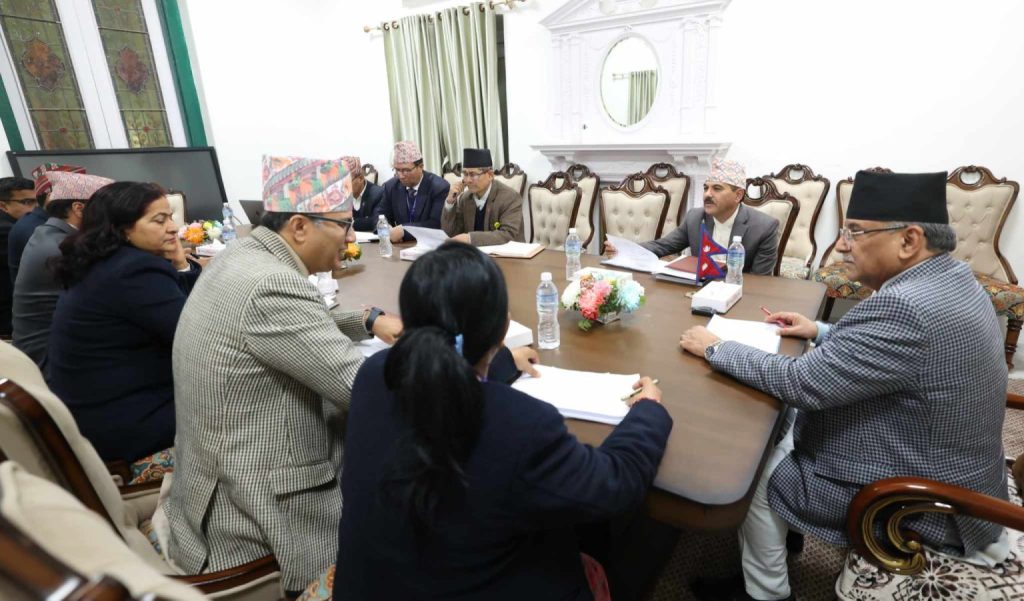 संसदलाई ‘बिजनेश’ दिनेबारे कानुन मन्त्रालयसँग प्रधानमन्त्रीले गरे छलफल