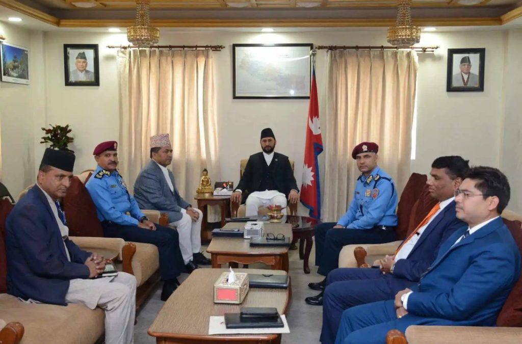 बाँसबारी जग्गा प्रकरण : विनोद चौधरीसँग बयान लिन गृहमन्त्री लामिछानेको निर्देशन
